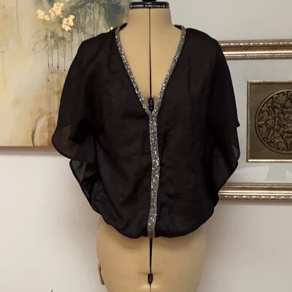 Guess Small Top